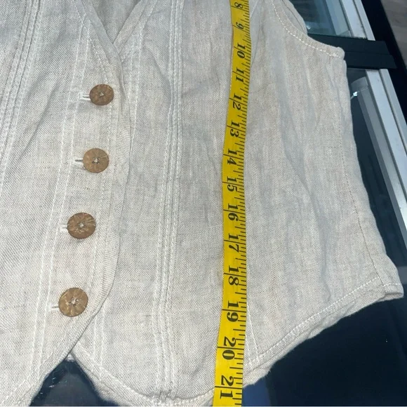 Coldwater Creek Light Tan Buttoned Tank Top - Picture 9 of 9